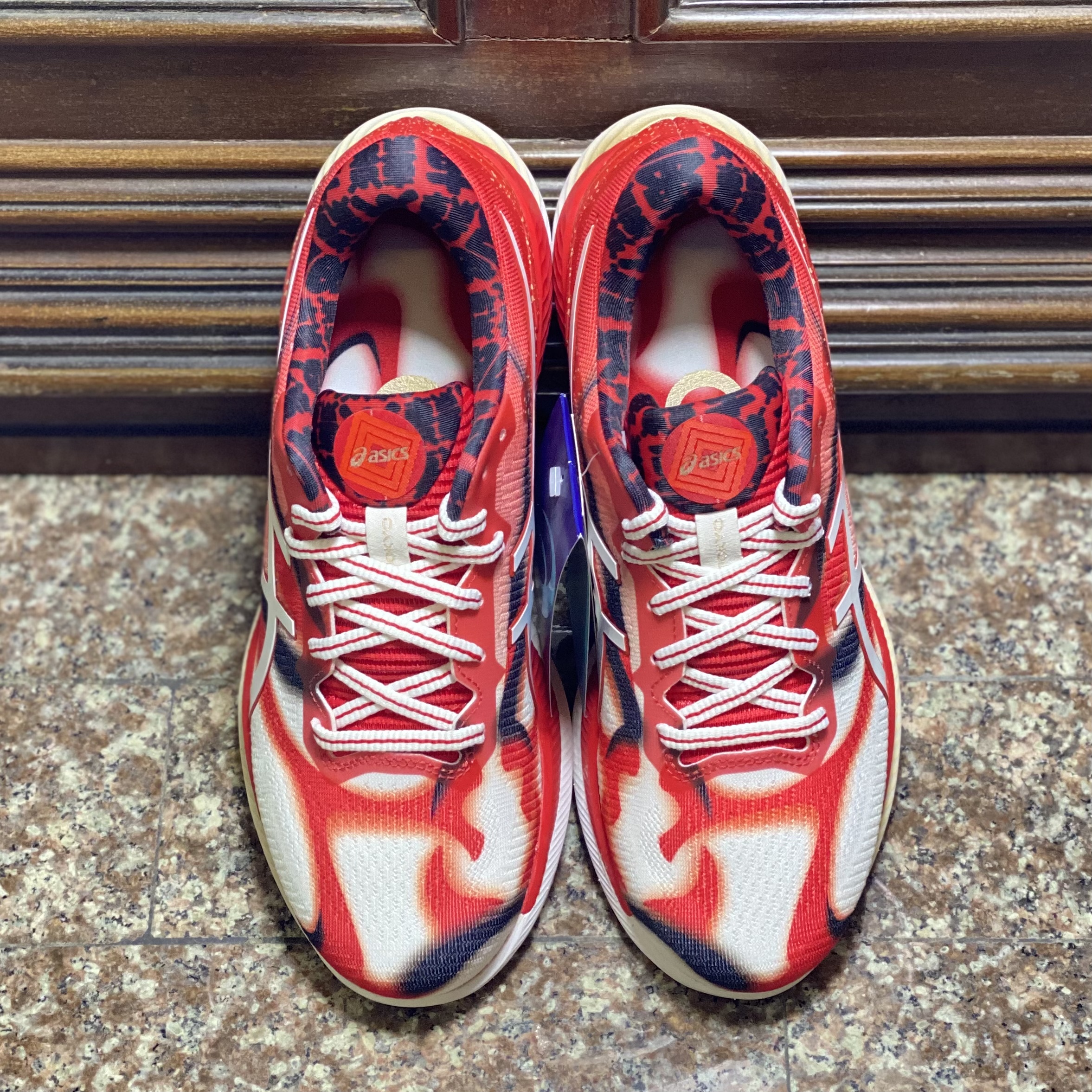 รองเท้าวิ่ง ASICS GlideRide Tokyo ‘LIMITED‘ (W7/8/8.5US)