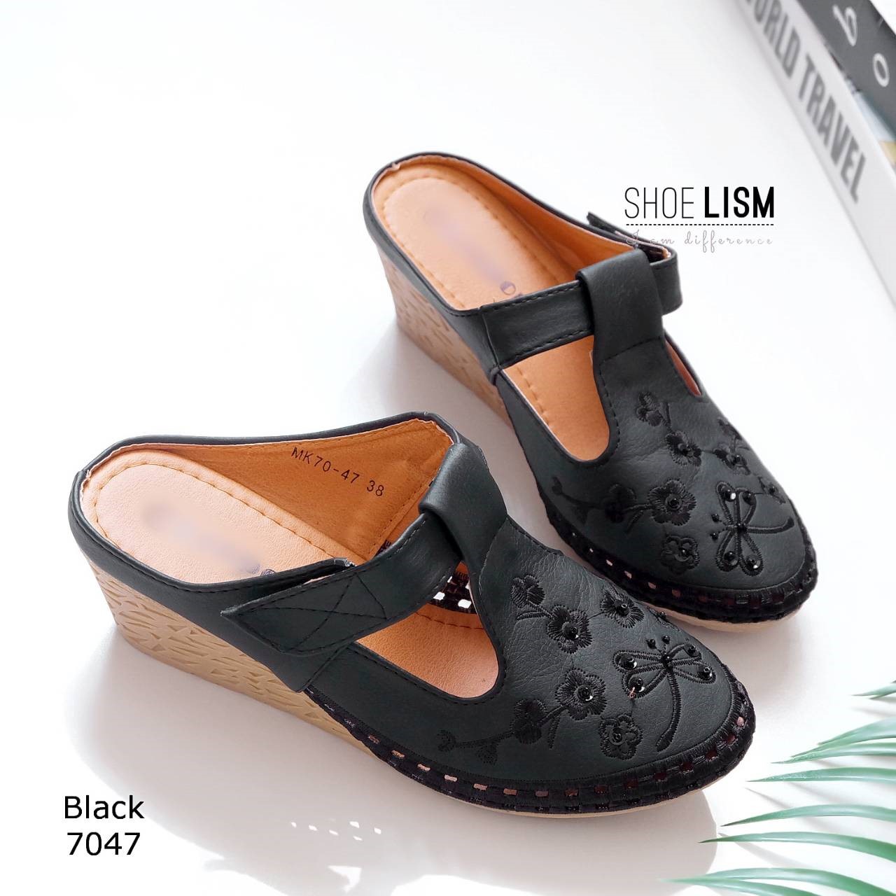 รองเท้าสไตล์โลเฟอร์เปิดส้น