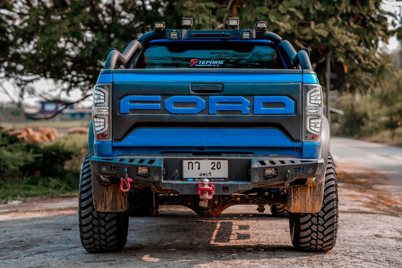 FORD FX4MAX แต่งทรงเมกาที่ STEP9