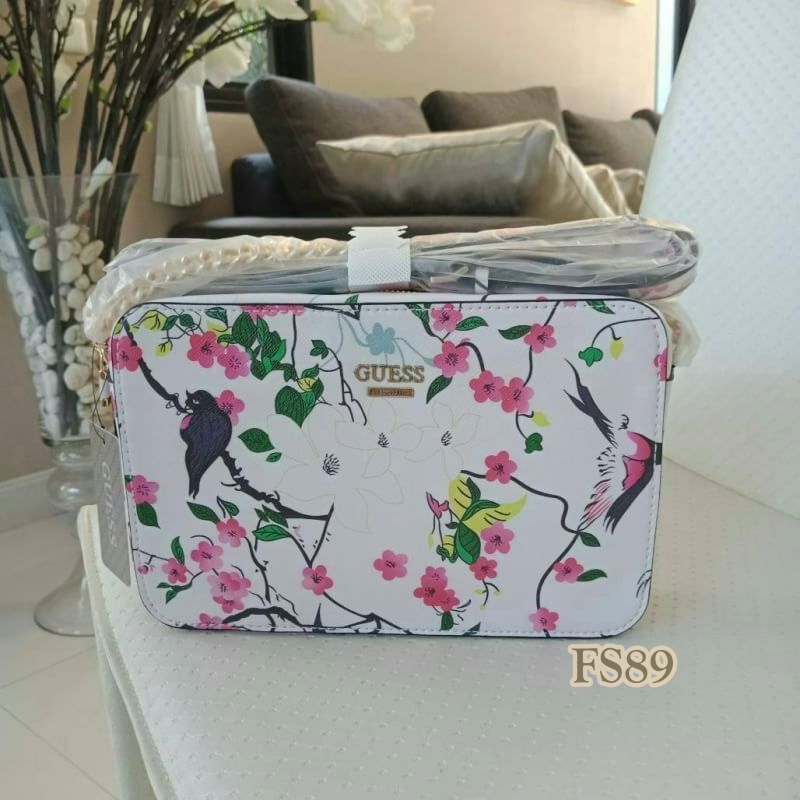 กระเป๋า Guess Mini ลายดอก