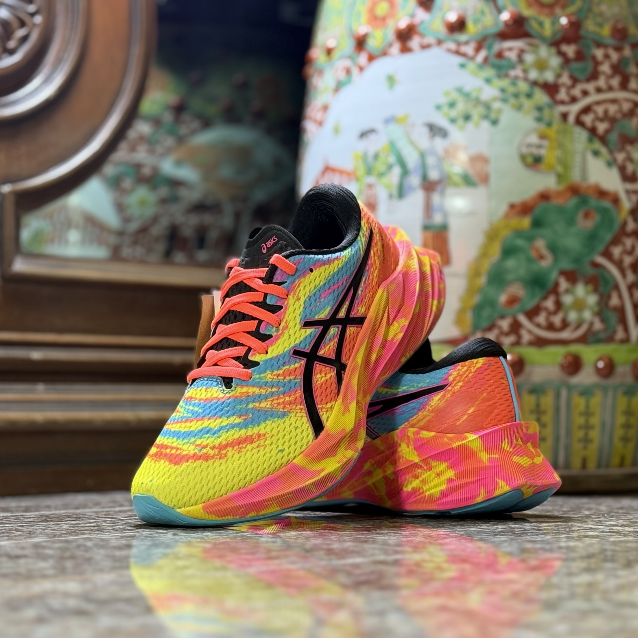 รองเท้าวิ่ง ASICS NovaBlast 3 ‘Color Injection’ (W8US)