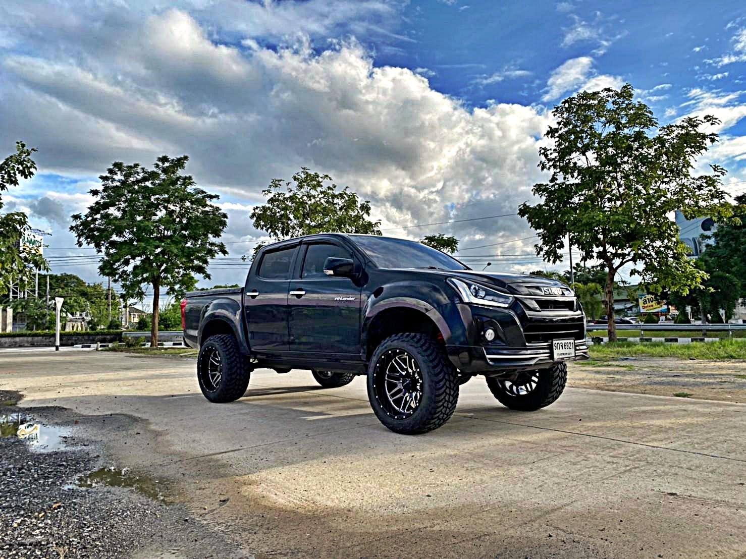 NISSAN_NAVARA_แปลงร่าง ทรงเมกา