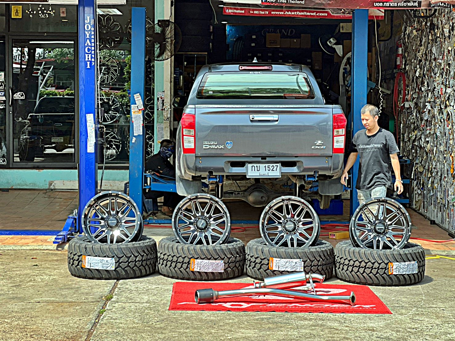 D_MAX_จองคิวมาจากจันทบุรี ทำทรงเมกาที่ STEP9