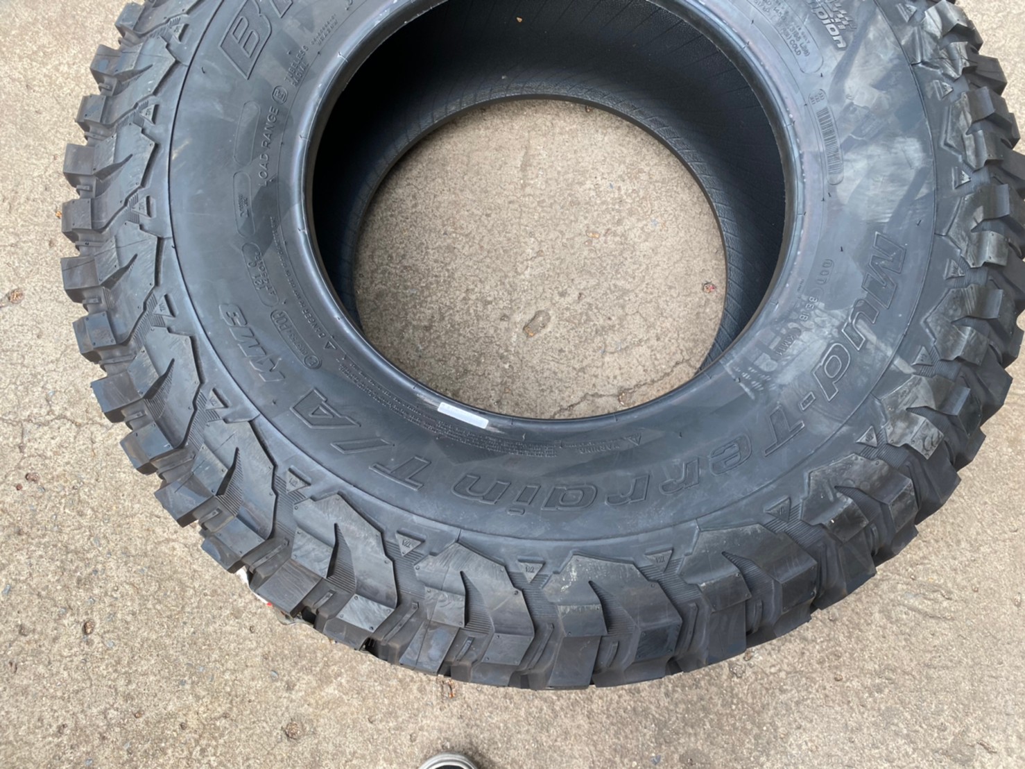 BF GOODRICH KM3 35X12.5R17 ราคาถูก ต้อง STEP9 เท่านั้น