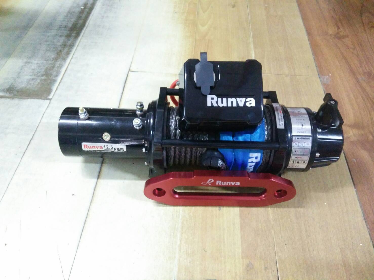 WINCH RUNVA (EWB12500 SYN)