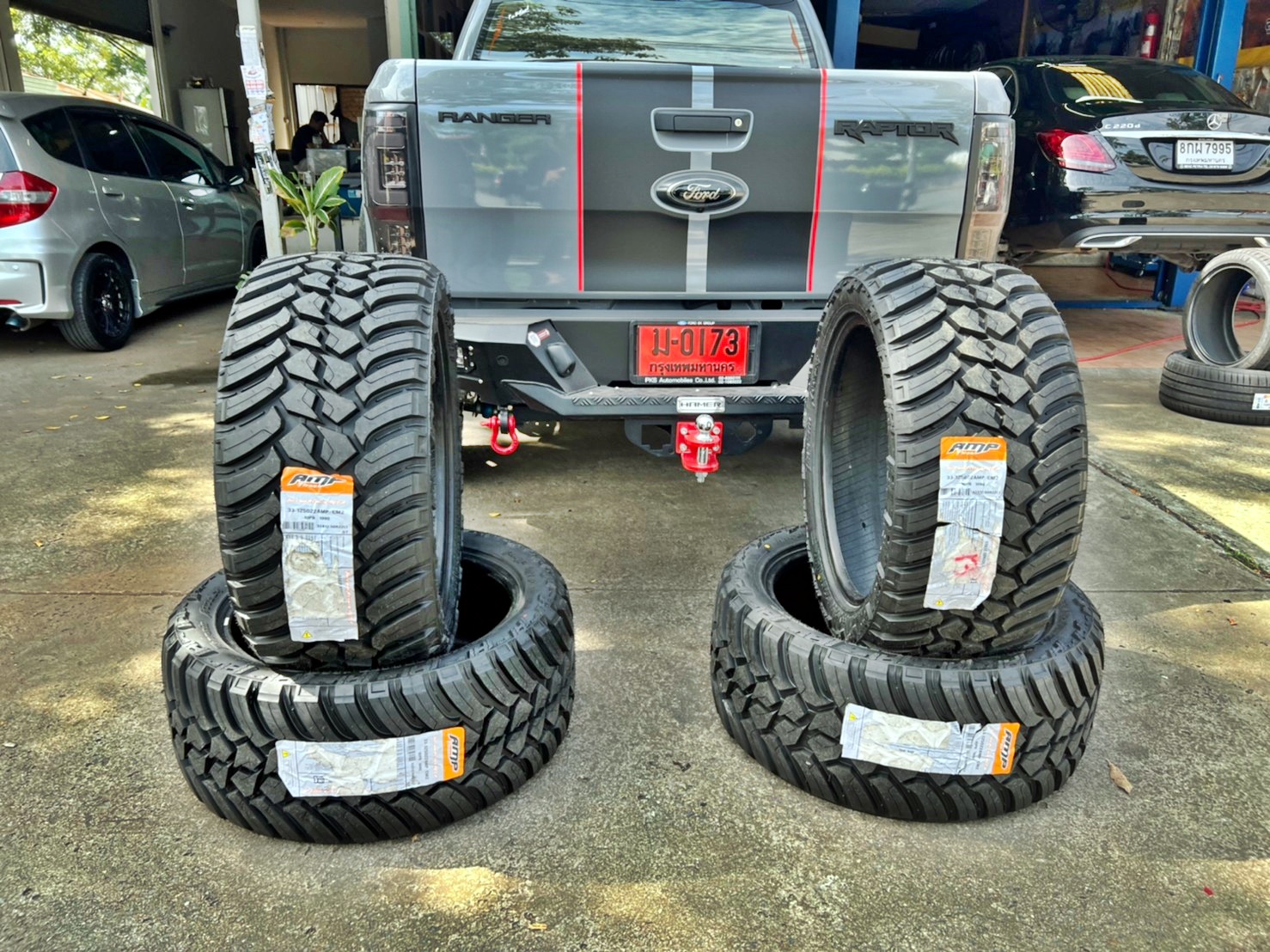 FORD RAPTOR ทรงเมกา่ ล้อ HOSTILE H113