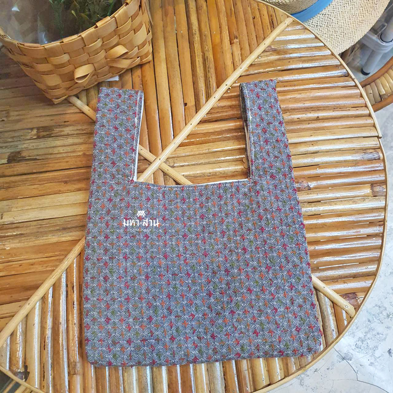 กระเป๋าผ้า ถุงผ้า แฟชั่น หูหิ้ว กระเป๋าคล้องแขน คละสี 🍨