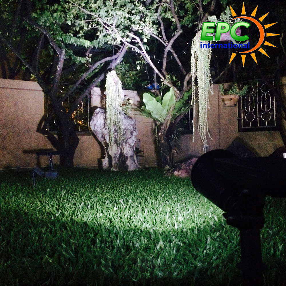 สปอร์ตไลท์ปักสนามโซล่าเซลล์ 7 LED(super bright) (เเสง : ขาว)