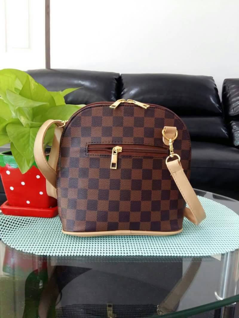 กระเป๋าแฟชั่นงานไทย