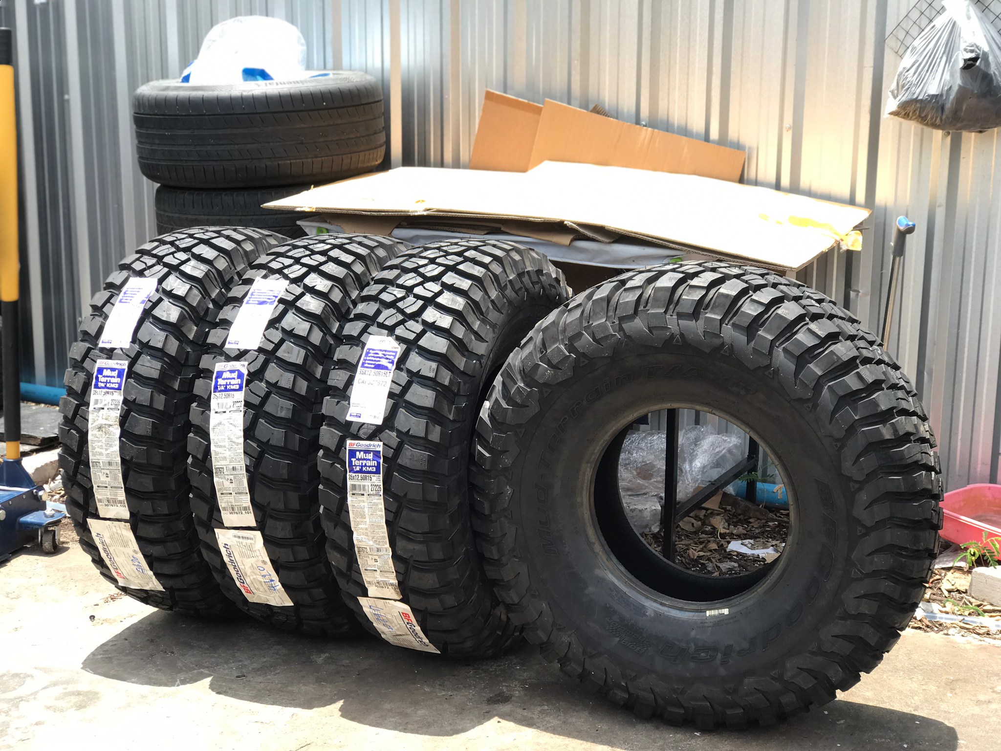 BF GOODRICH KM3 35X12.5R15 ราคาถูก ต้อง STEP9 เท่านั้น