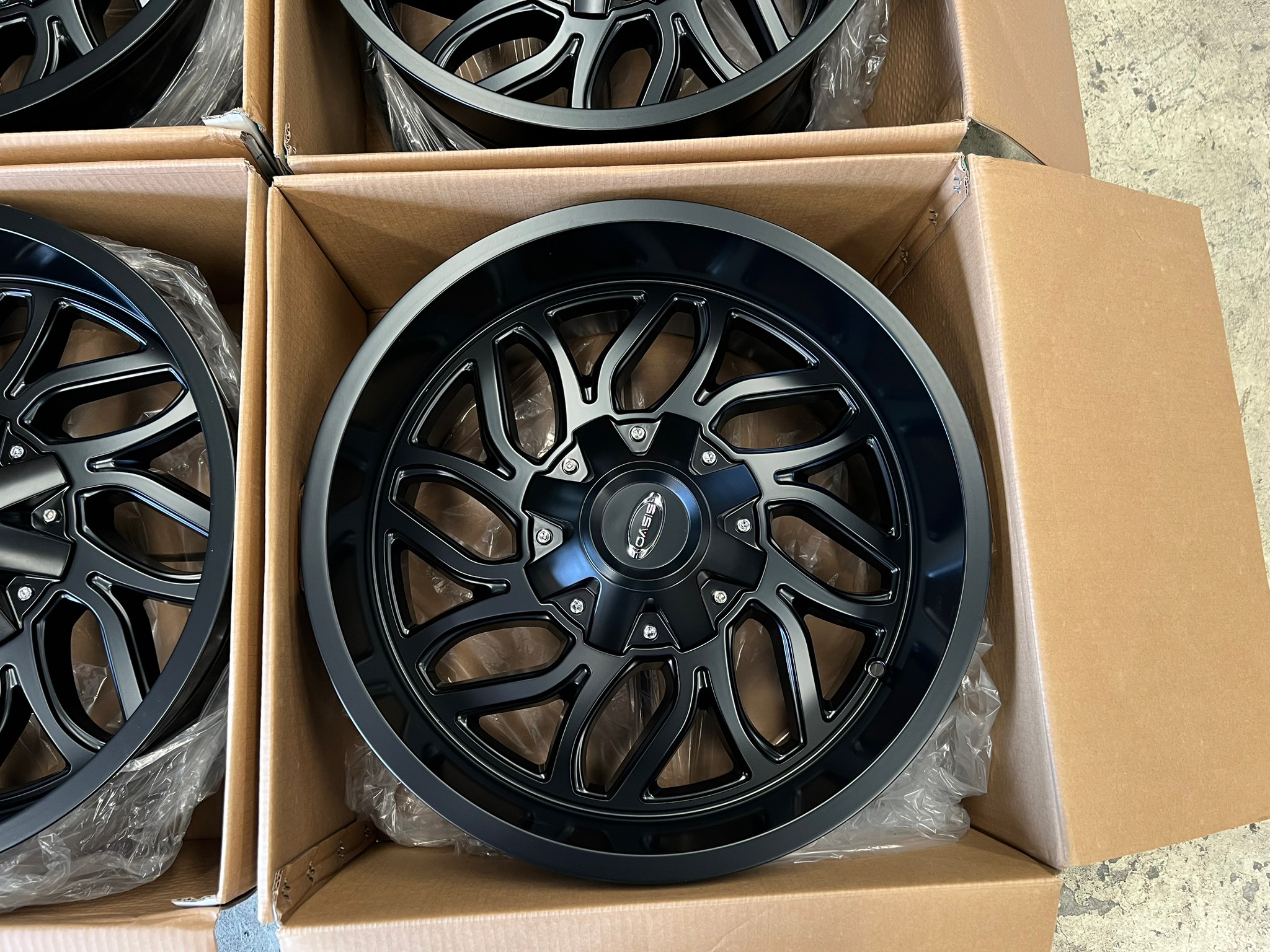 ล้อแม็กซ์ใหม่ OASIS E110 20x10 ET-19 6x139