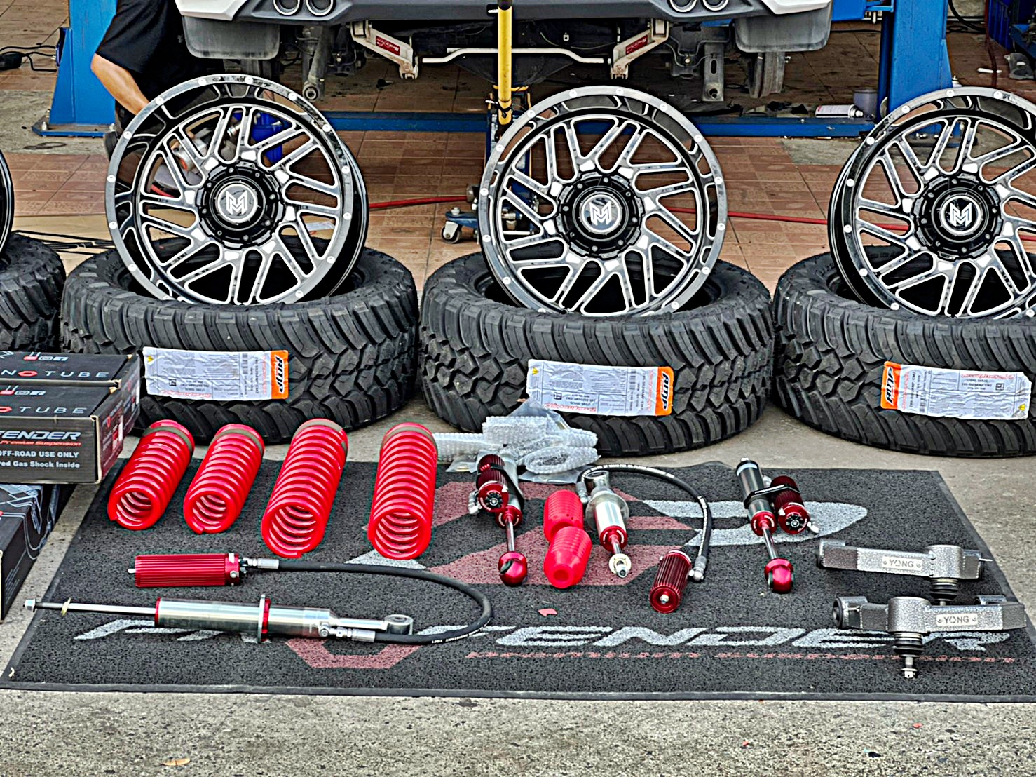 FORTUNER ทรงเมกา ล้อขอบ20 ที่ STEP9