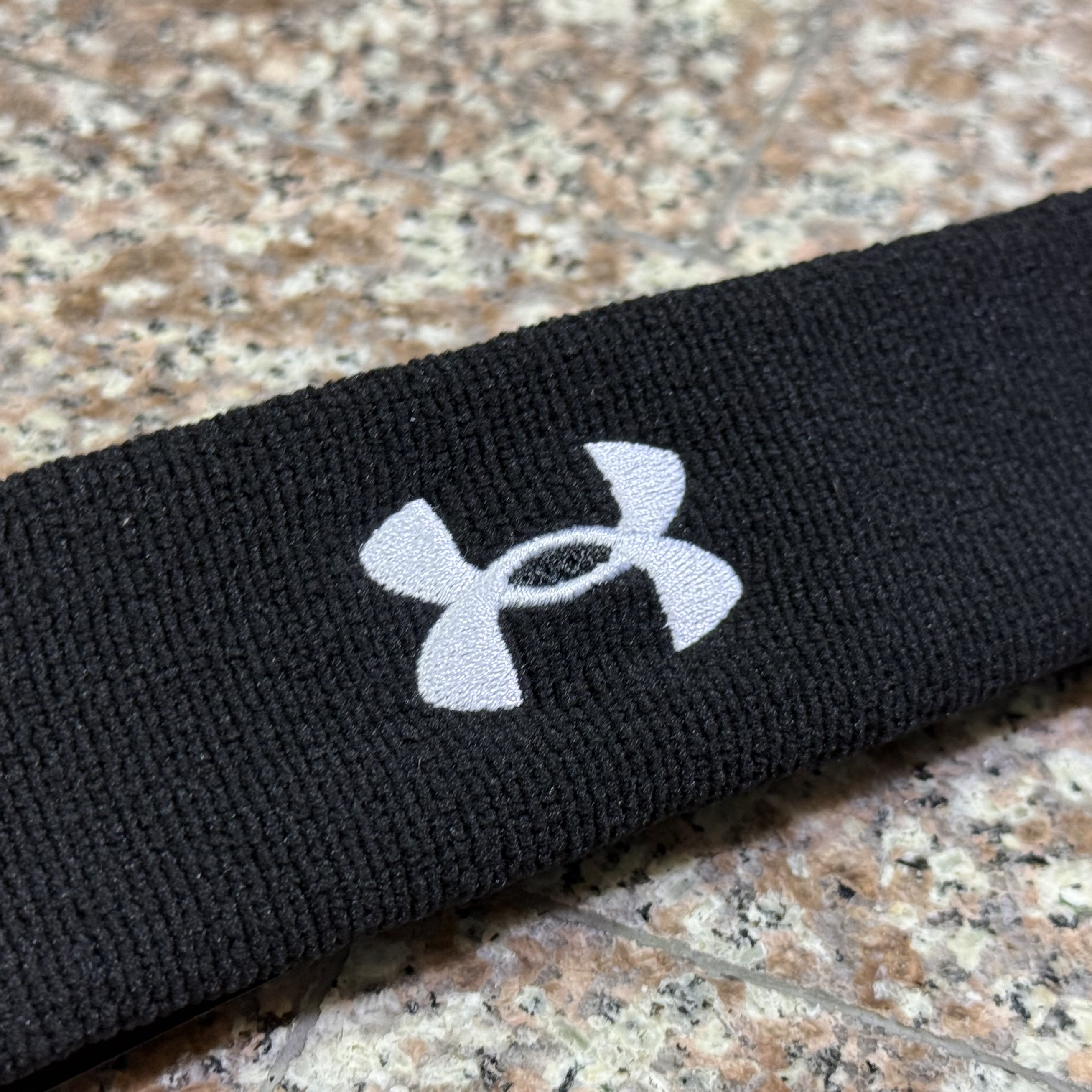ผ้าคาดศีรษะ Under Armour Performance Headband (6สี)