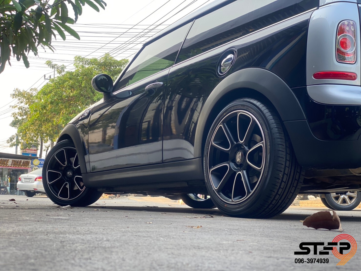 MINI COOPER กับล้อ MINI MN2ขอบ17 ราคาพิเศษ