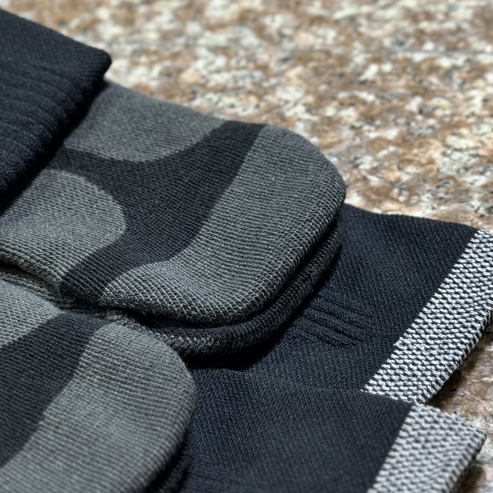 ถุงเท้าวิ่ง Nike Spark Cushioned Crew Running Socks ‘BLACK’ (M,L)