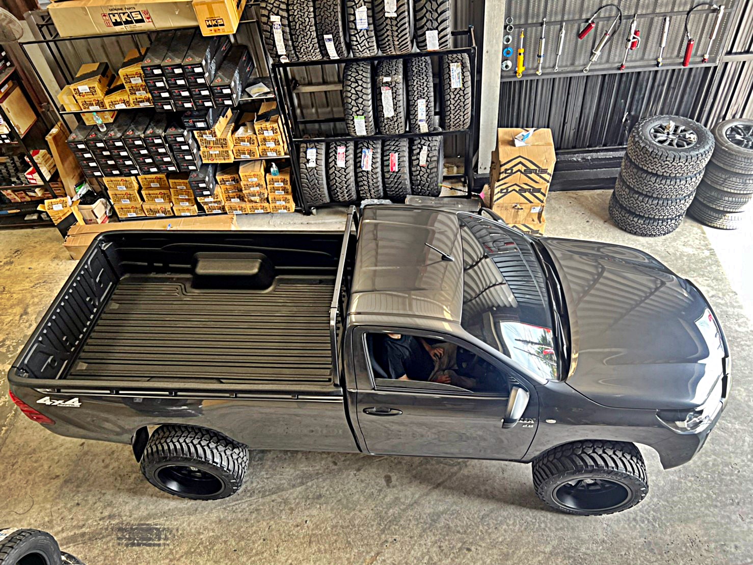 #TOYOTA_REVO_หัวเดียว จองคิวมาจากสุพรรณบุรี ทำทรงเมกาที่STEP9