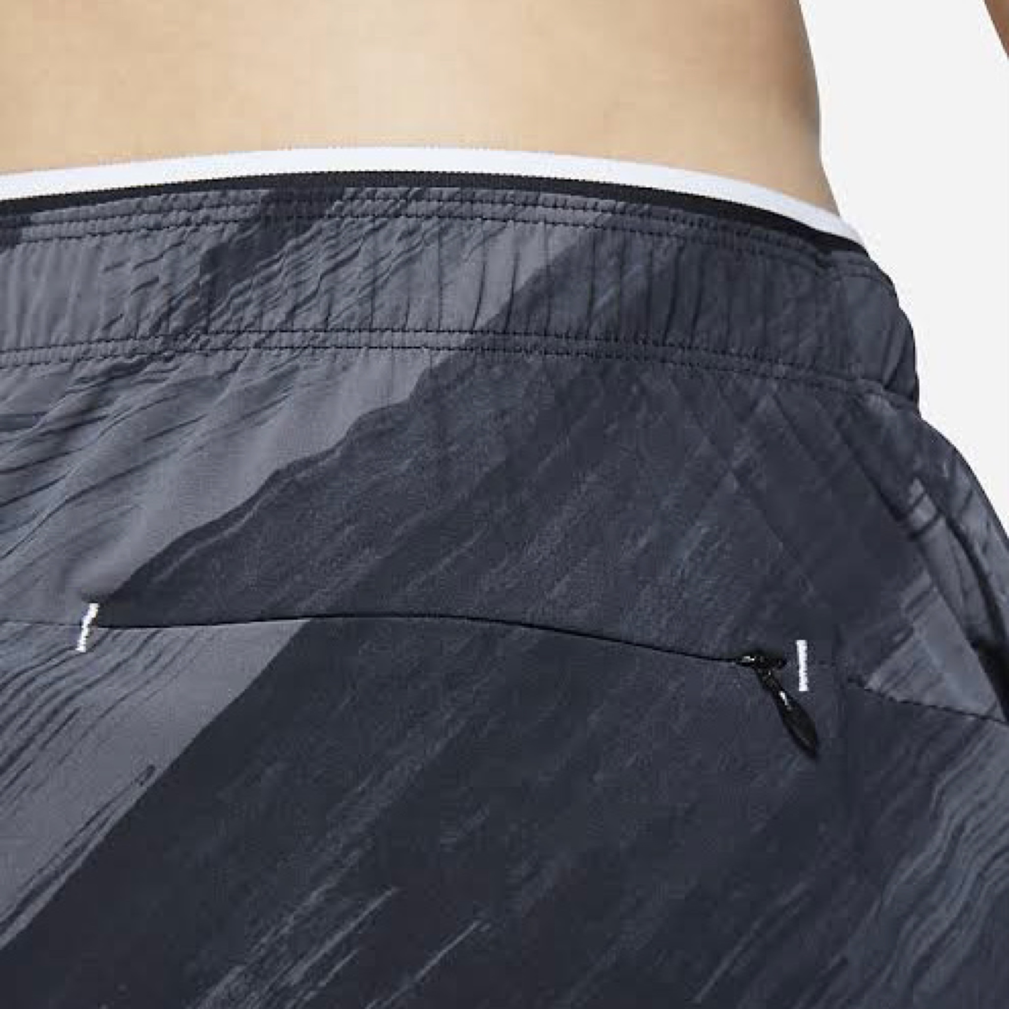 กางเกงวิ่ง Nike Dri-Fit Sport Clash 5” Split Shorts (M,L)