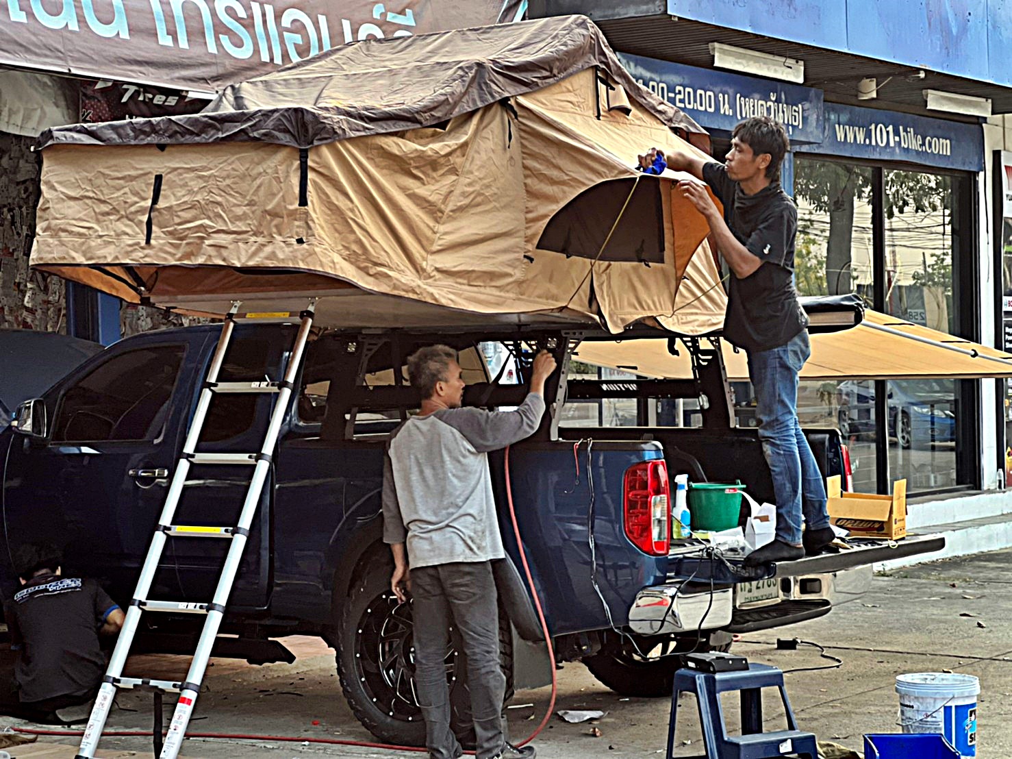 NISSAN_NAVARA_แปลงร่าง ทรงเมกา