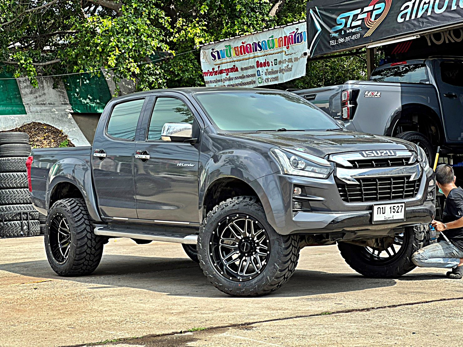 D_MAX_จองคิวมาจากจันทบุรี ทำทรงเมกาที่ STEP9