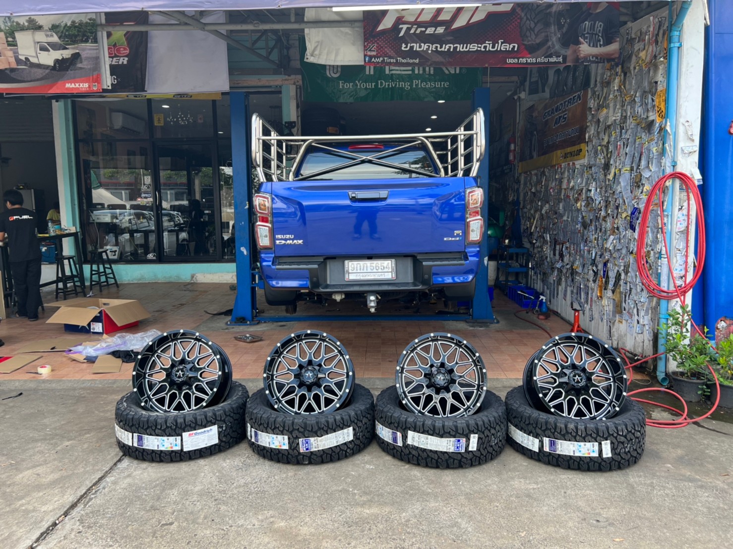 D-MAX ทรงเมกา ขอบ20