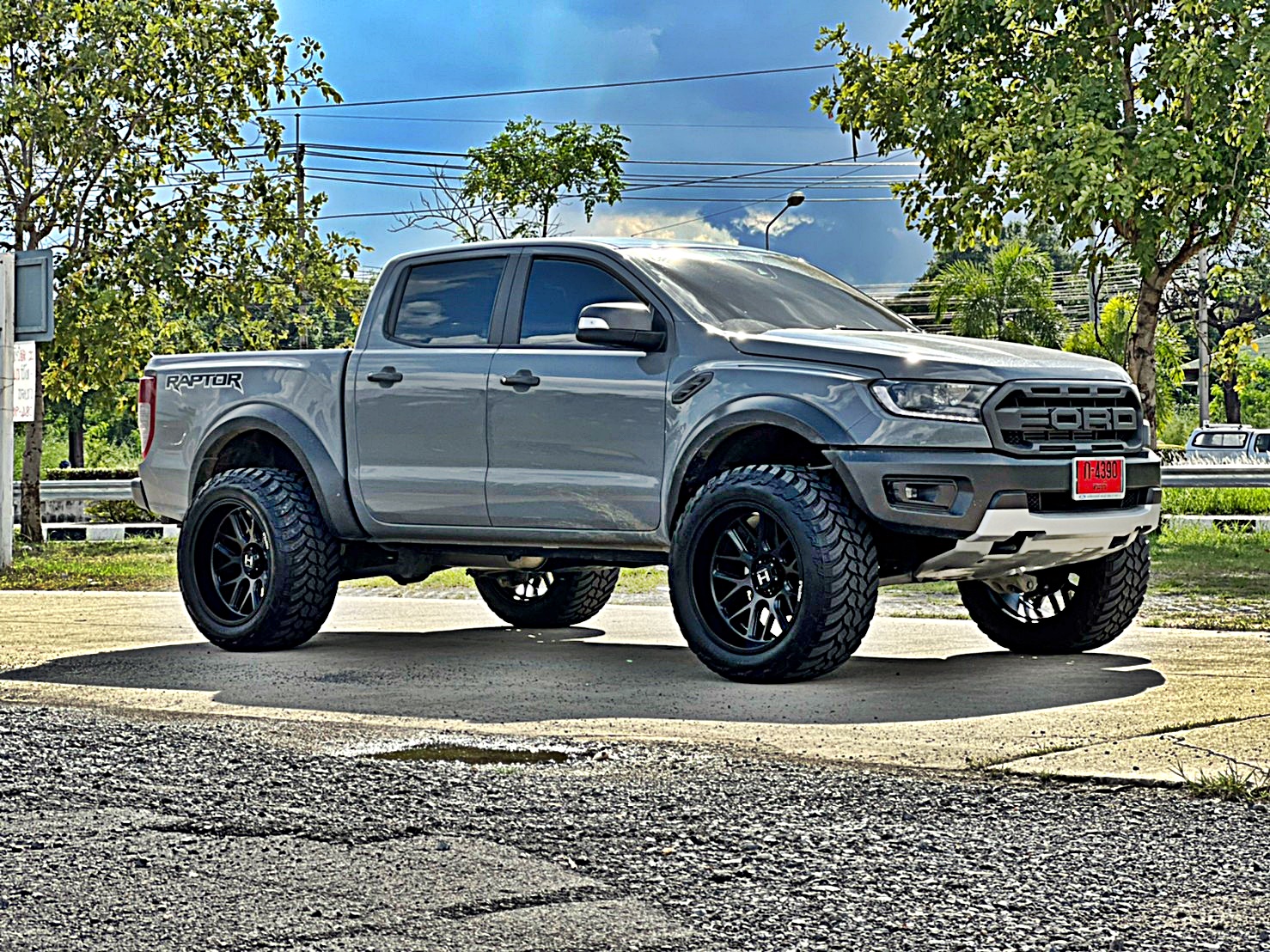 FORS RAPTOR ทรงเมกา ล้อ HOSTILE H120