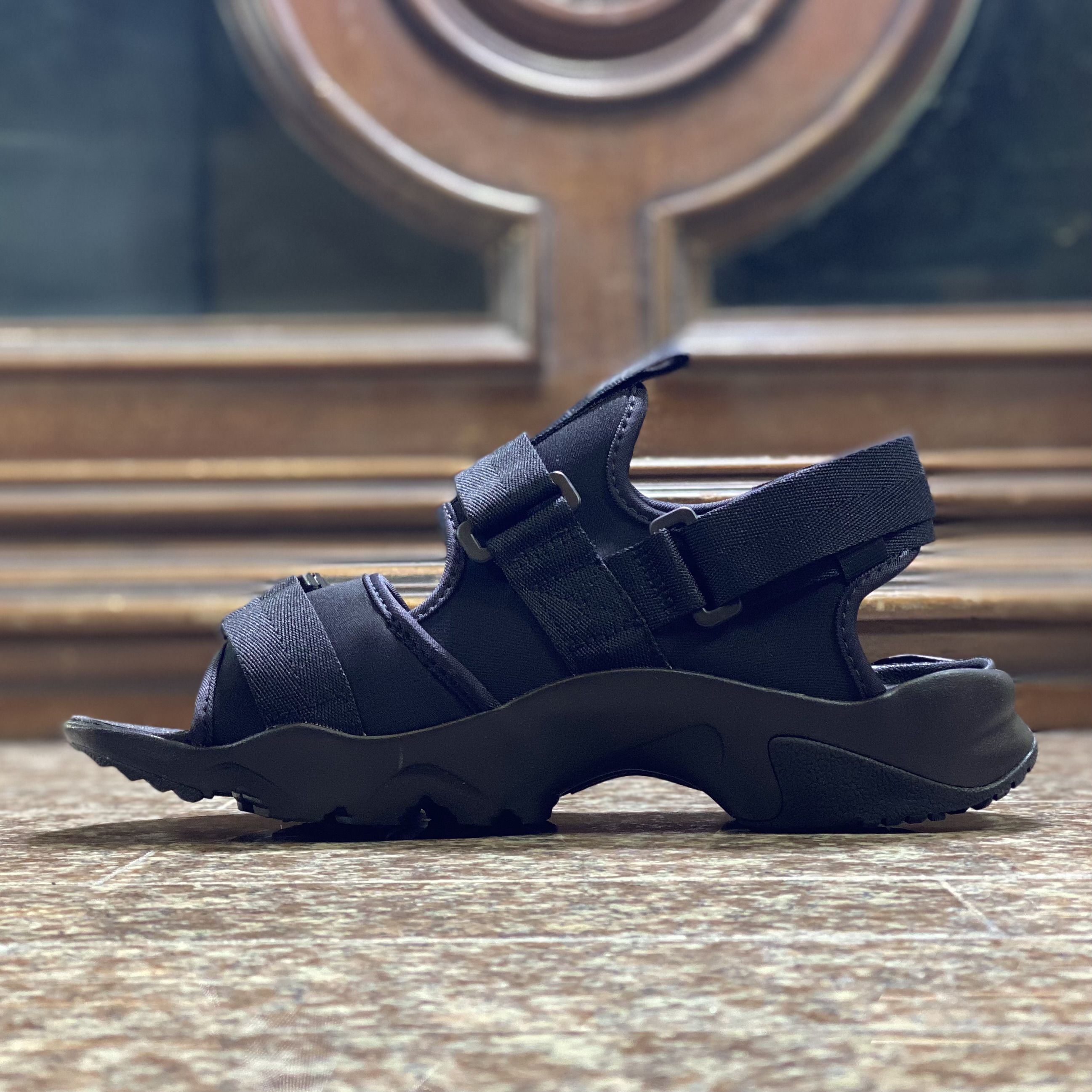 รองเท้า Nike Canyon Sandal ‘TripleBlack’ (M10/11US)