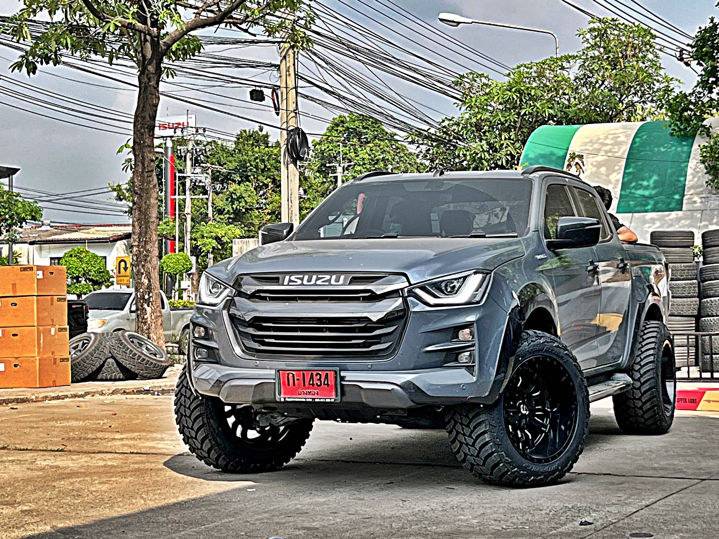 D-MAX ทรงเมกา จากอุธยา