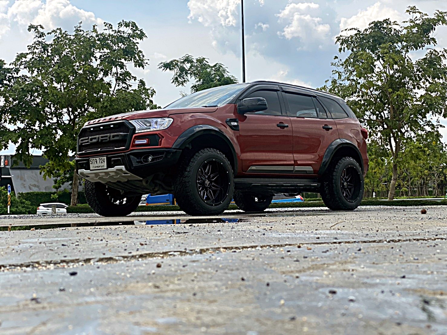 FORD EVEREST จัดทรงเมกาที่ STEP9