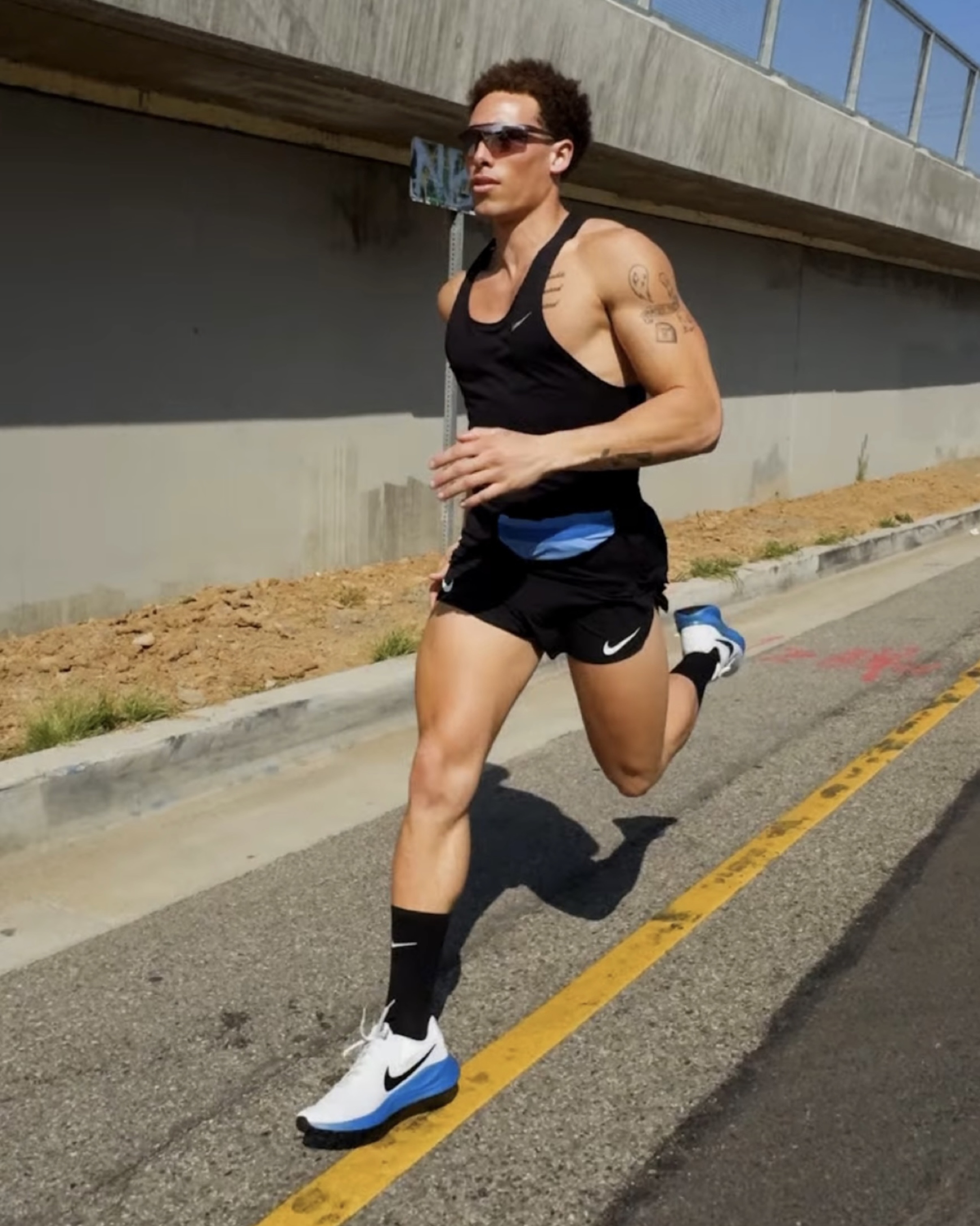 กระเป๋าวิ่ง Nike Running Slim WaistPack (3สี)