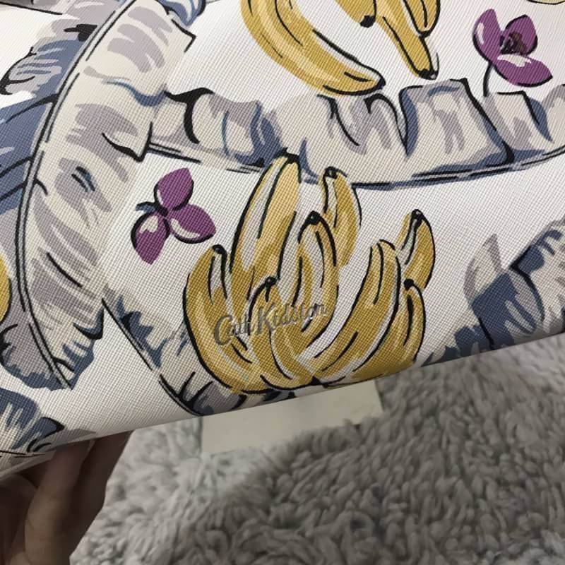 กระเป๋าถือ cath kidston ลายกล้วย