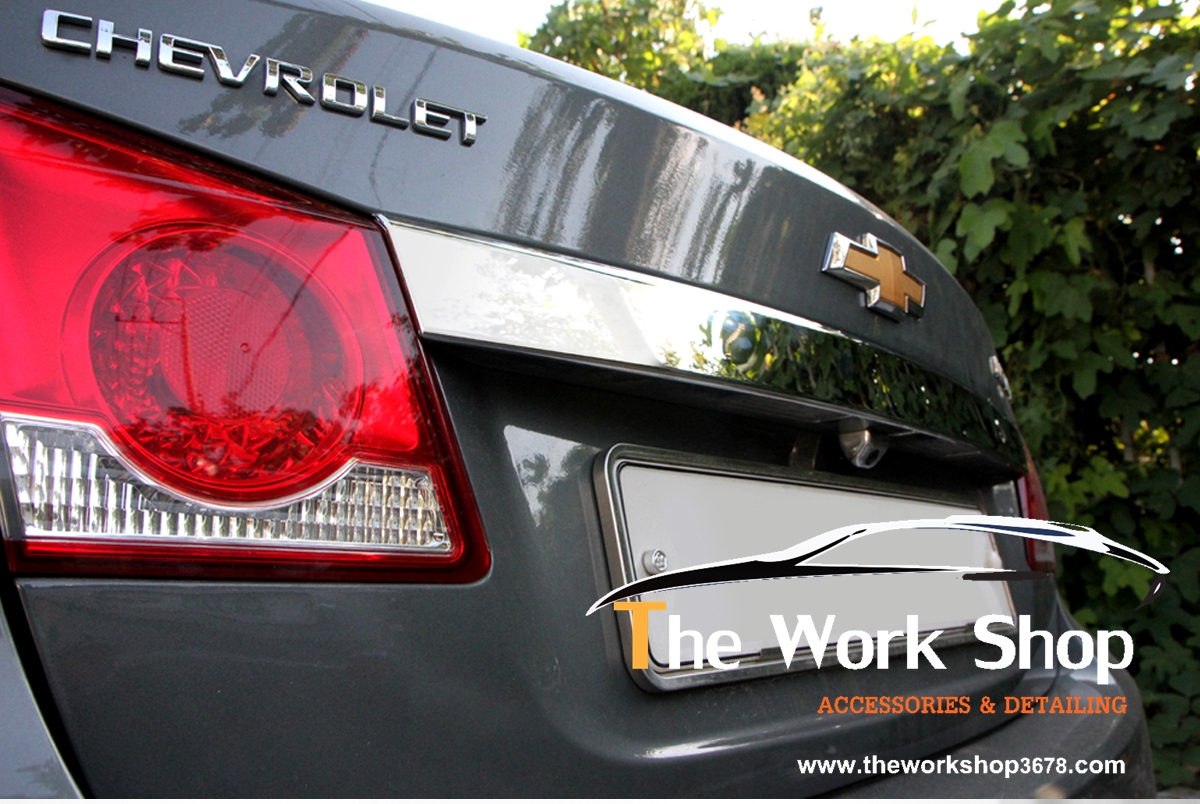 Trunk Garnish for Cruze ( ชุดโครเมี่ยมแต่งเหนือกรอบป้ายทะเบียน )