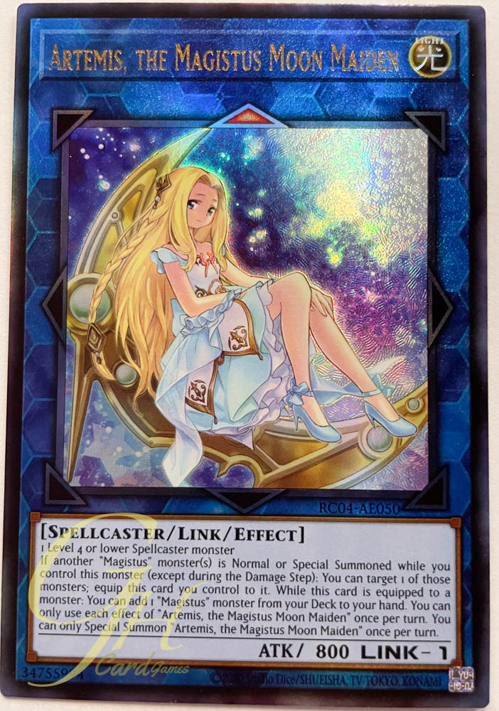 Yugioh [RC04-AE050] Artemis, the Magistus Moon Maiden (Ultimate Rare)