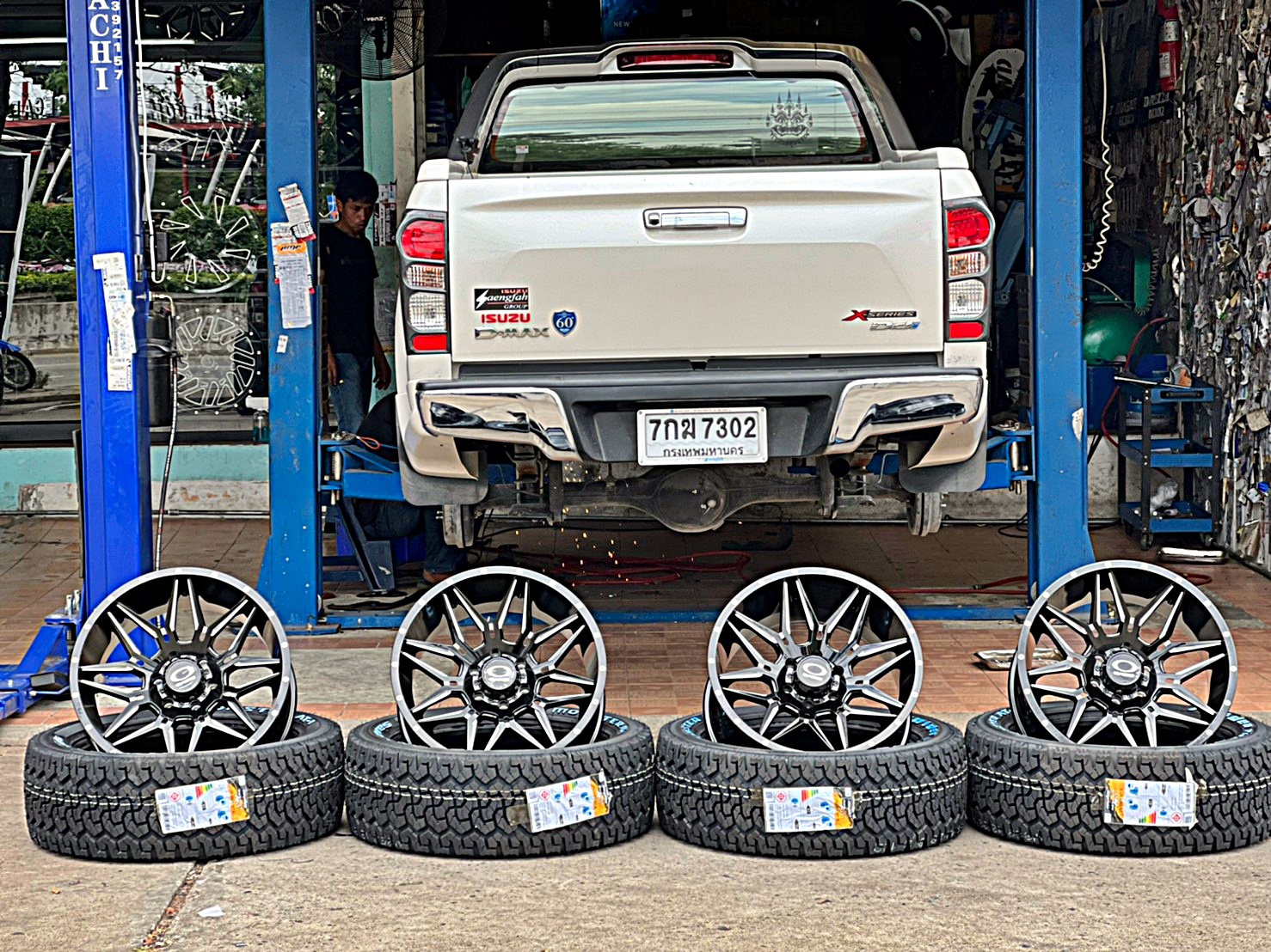 D-MAX แบบไม่ยก