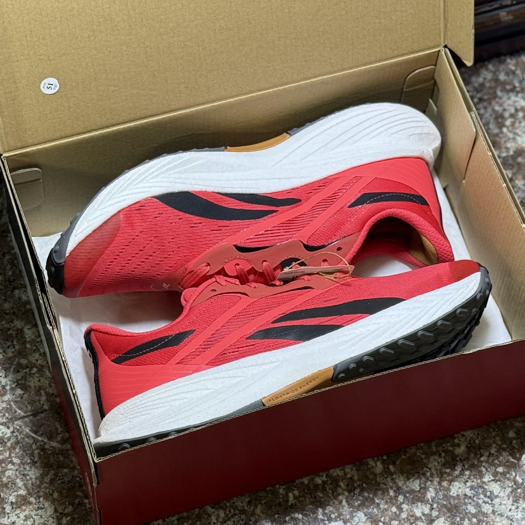 รองเท้าวิ่ง Reebok FloatRide Energy 5 ‘RED’ (M7/7.5/9/9.5/10US)