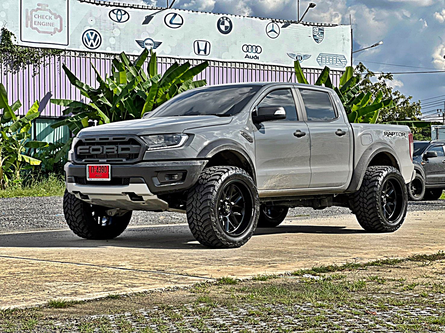 FORS RAPTOR ทรงเมกา ล้อ HOSTILE H120