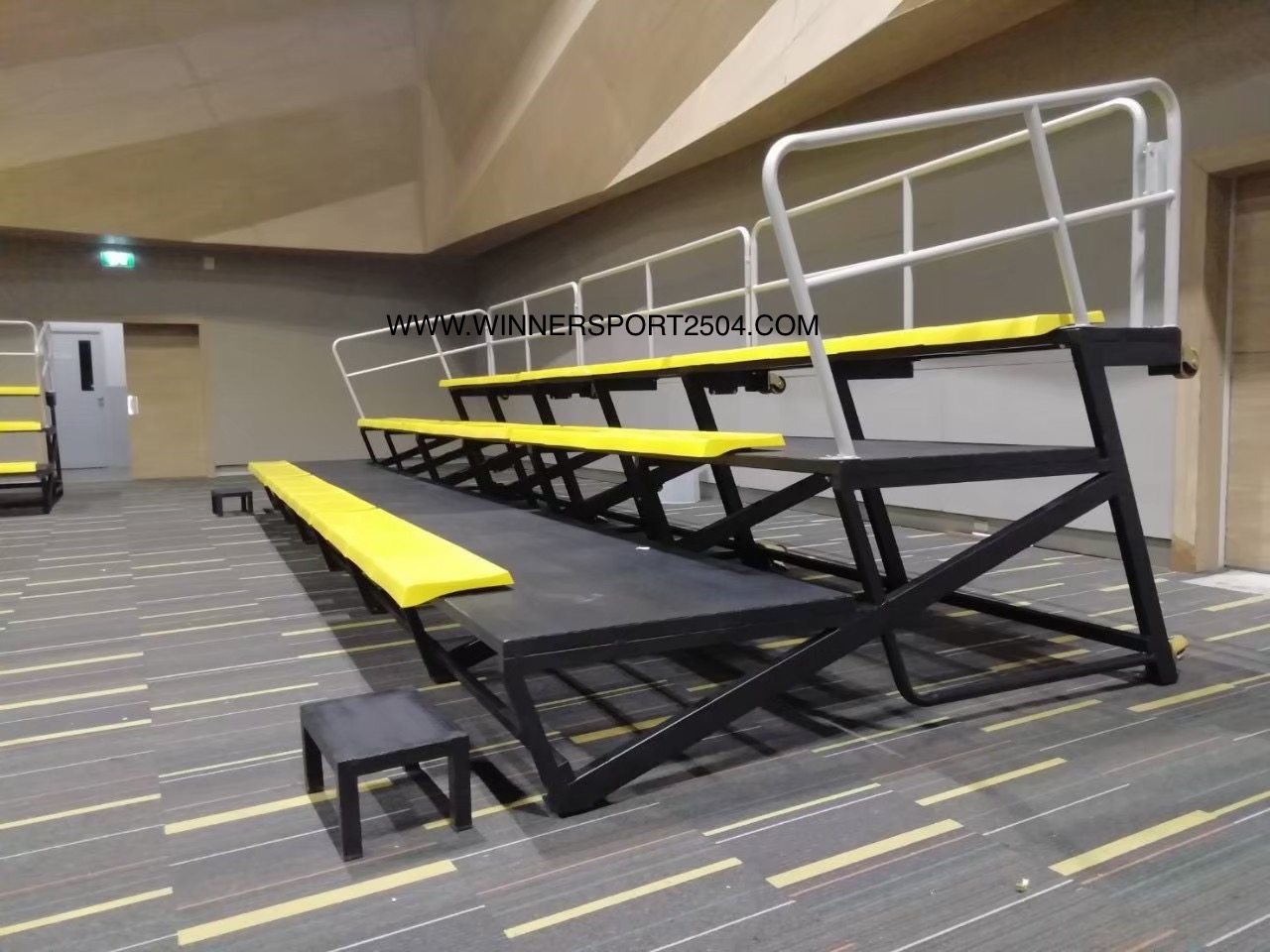 อัฒจันทร์สำเร็จรูป อัฒจันทร์เคลื่อนที่ อัฒจันทร์พับได้ อัฒจันทร์กลางแจ้ง