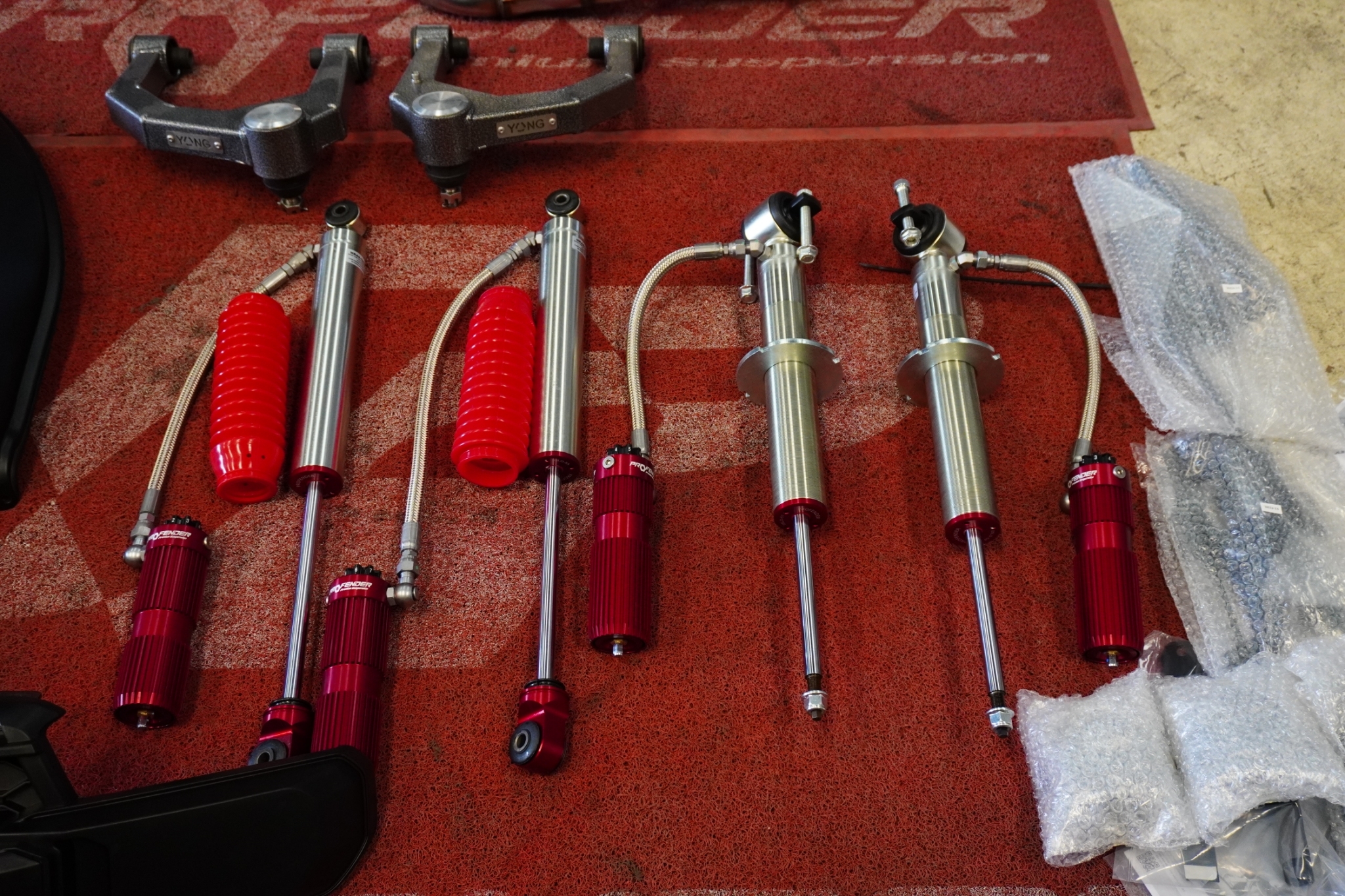 FORD RANGER NEXTGEN จองคิวมาจาก ชุมพร แต่งทรงเมกาที่ STEP9