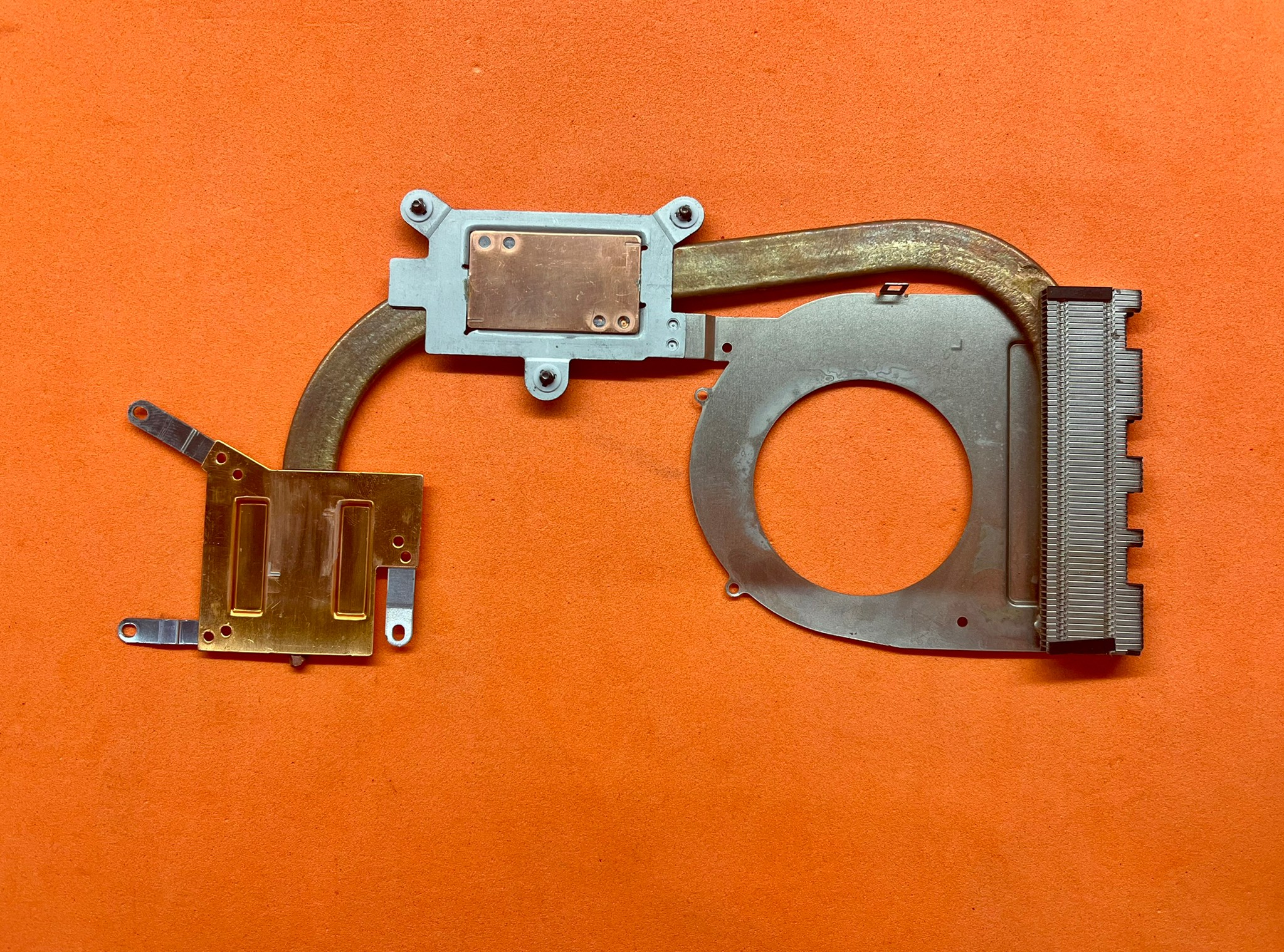 MT07968 ฮีทซิ้งค์โน้ตบุ๊ค Dell inspiron 5558 5458 5758 HEATSINK 01GRYN (สินค้ามือสอง) 2