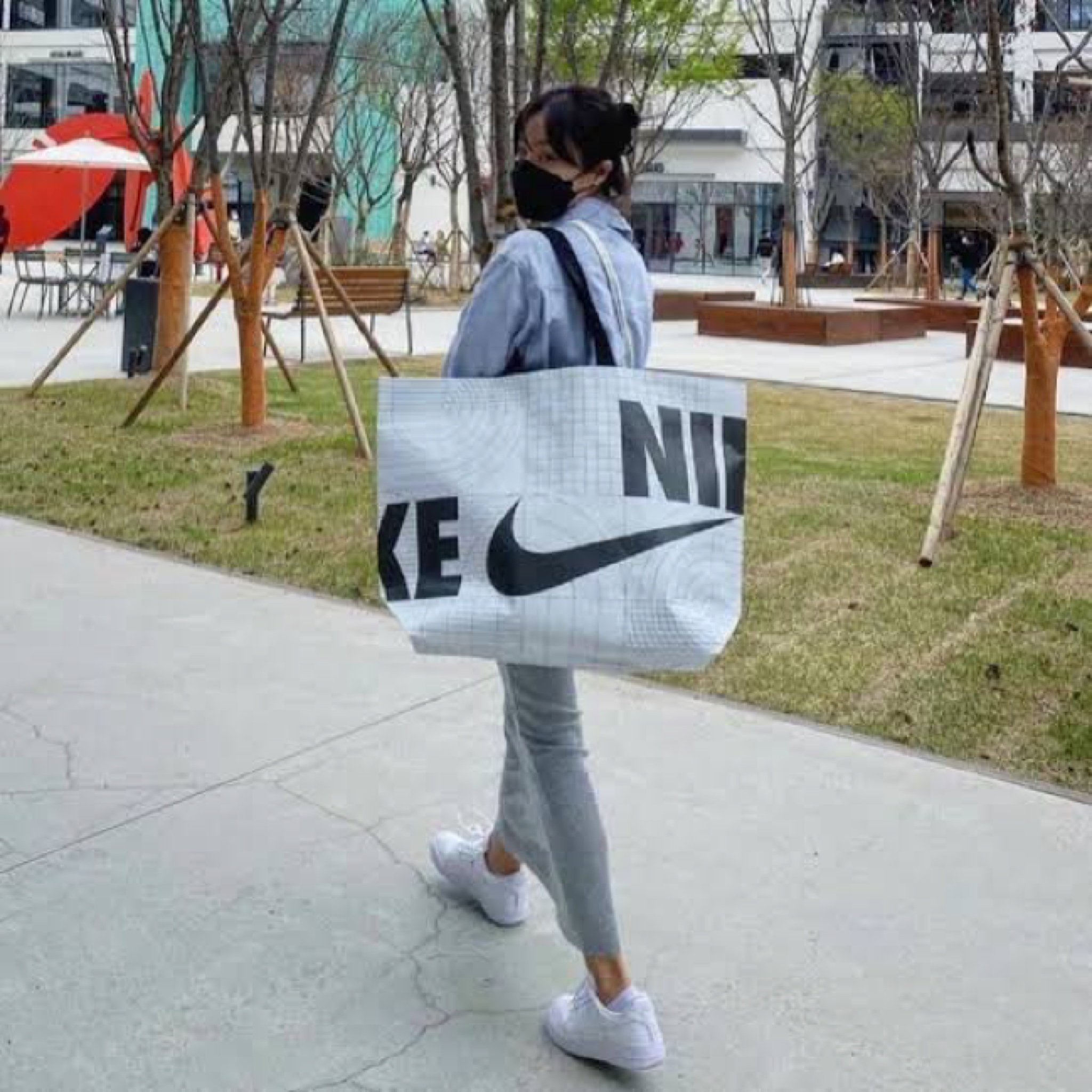 กระเป๋า Nike Shopping Tote Bag (S,M,L)