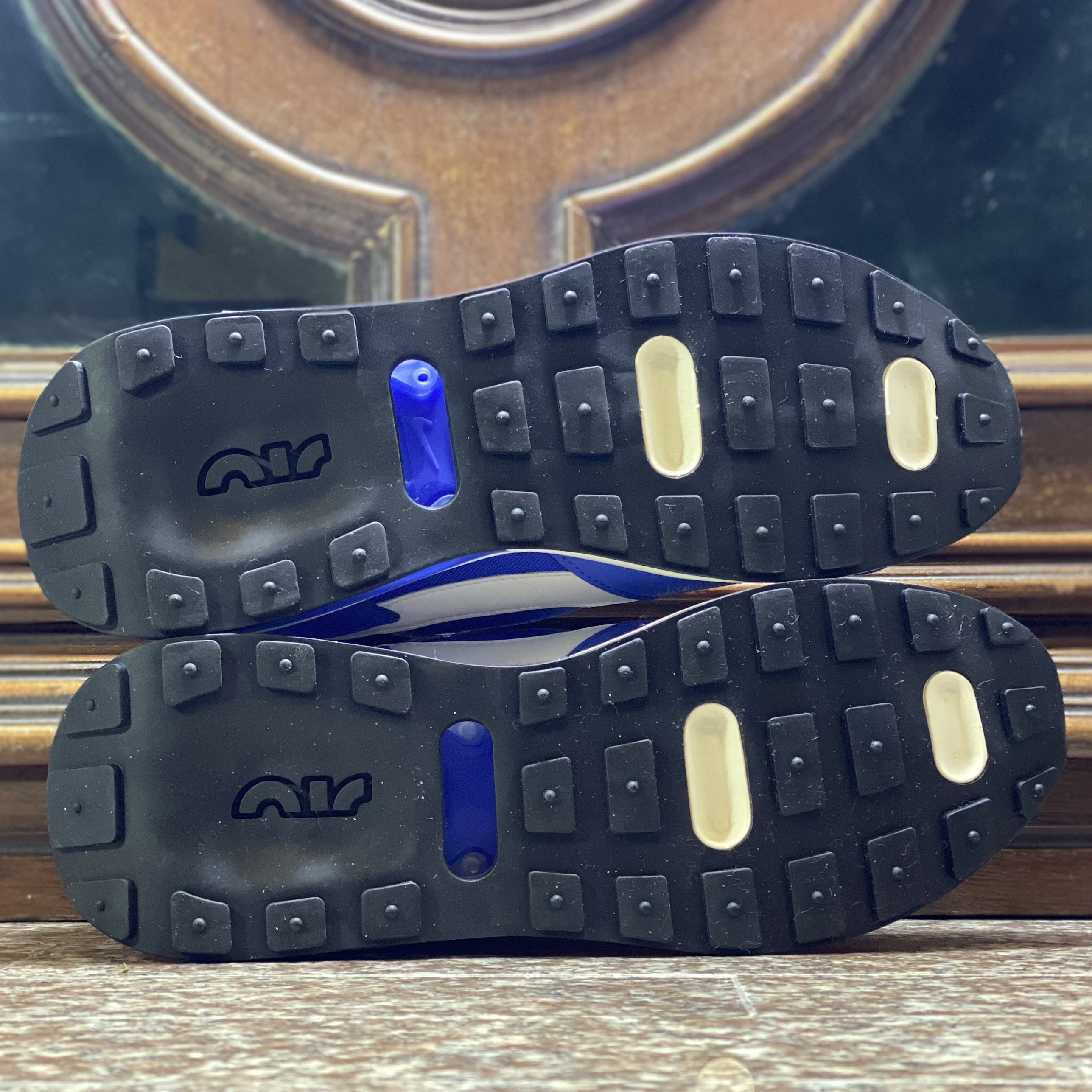 รองเท้า Nike Air Max Pre-Day ‘Hyper Royal’ (M9US)