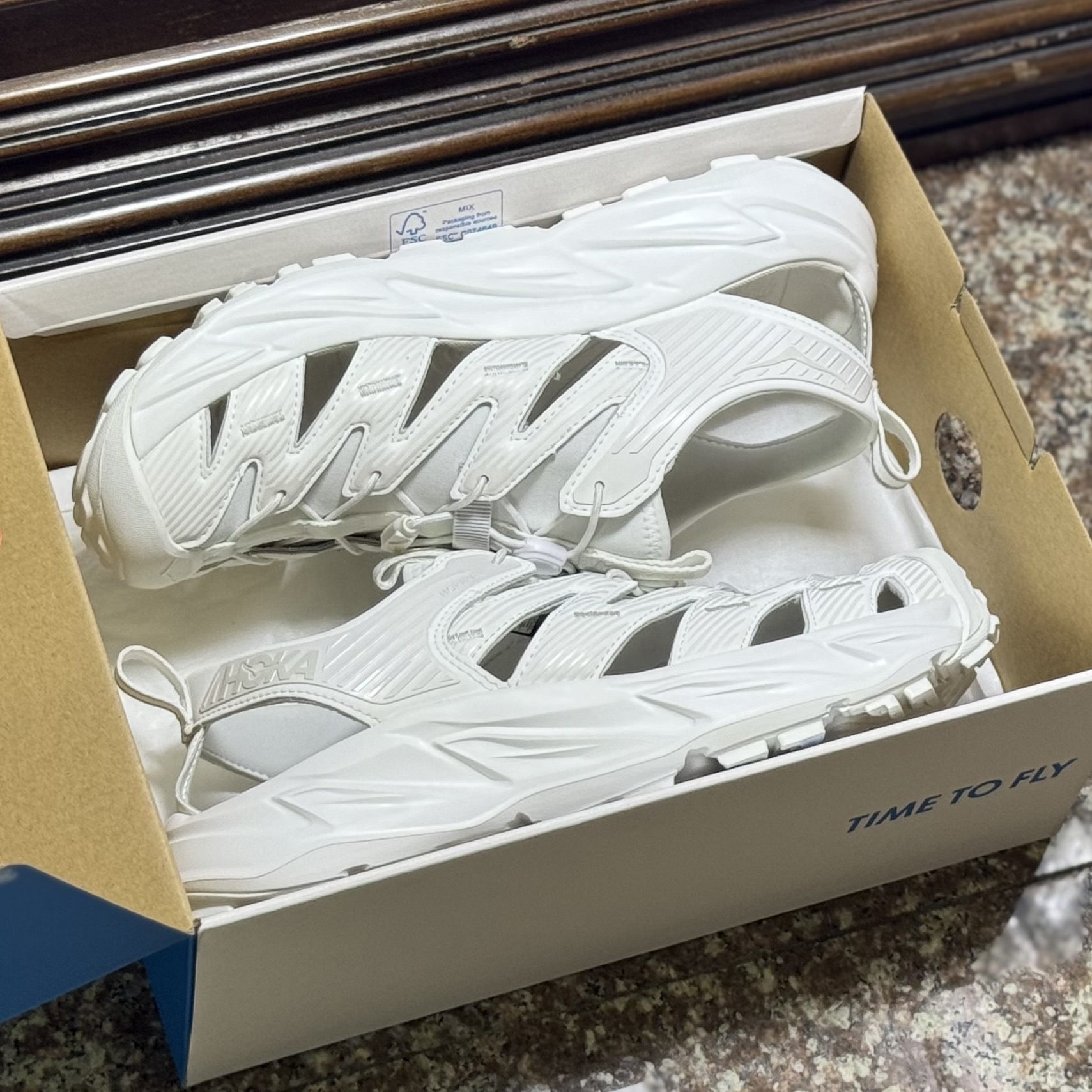 รองเท้า HOKA Hopara ‘TripleWhite’ (M9/10US)