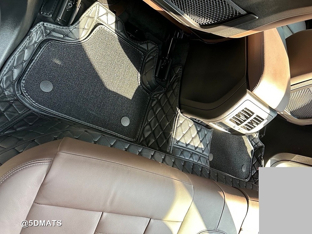 พรมปูพื้นรถยนต์ 7D BMW IX3 พรม7D บีเอ็มดับเบิ้ลยู เสริมใยดักฝุ่น สีเคฟล่าดำล้วน เต็มคัน (พร้อมส่ง)