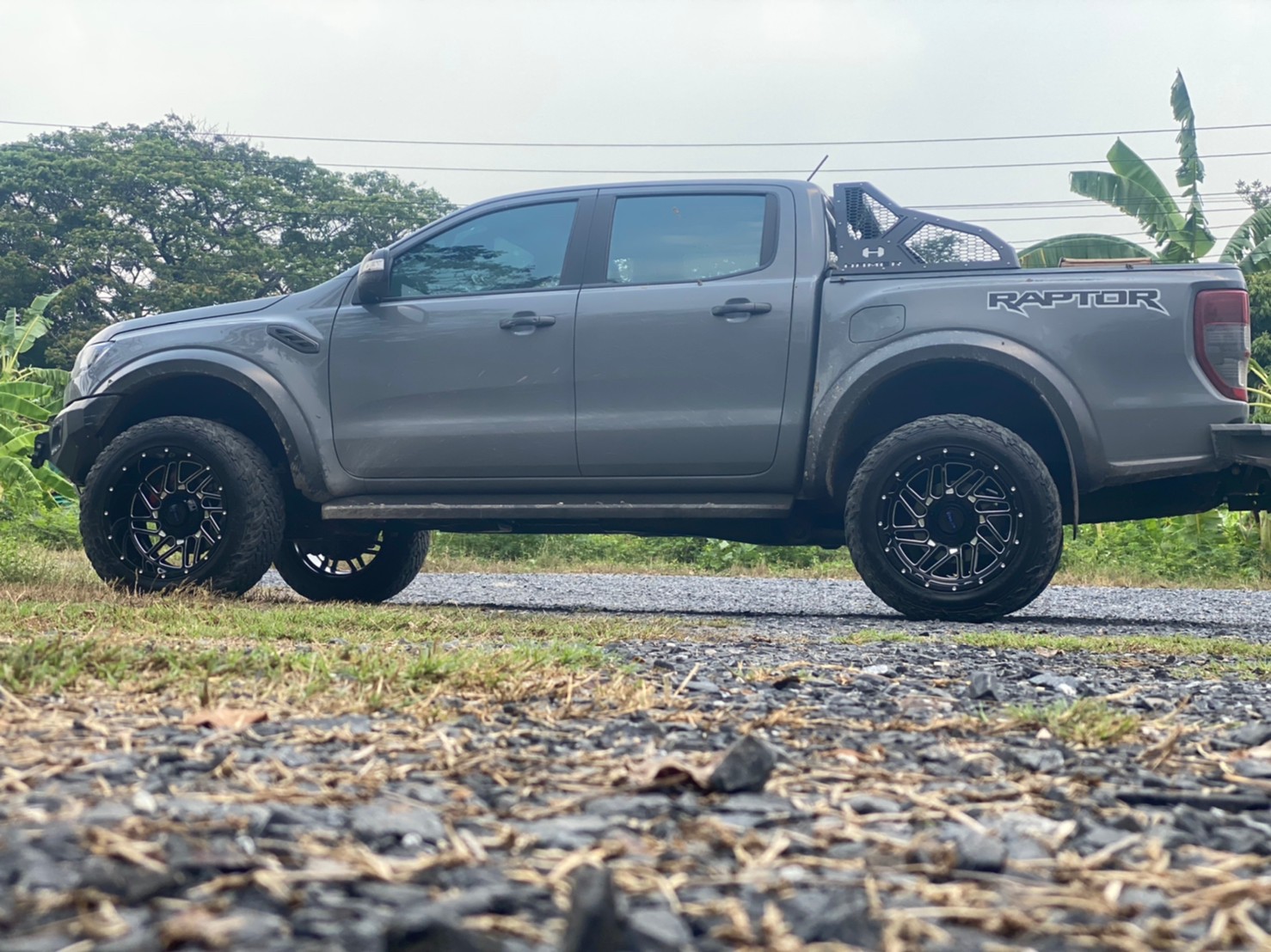 FORD RAPTOR จากสระบุรี จัดล้อออฟโหดๆๆ ที่ STEP9
