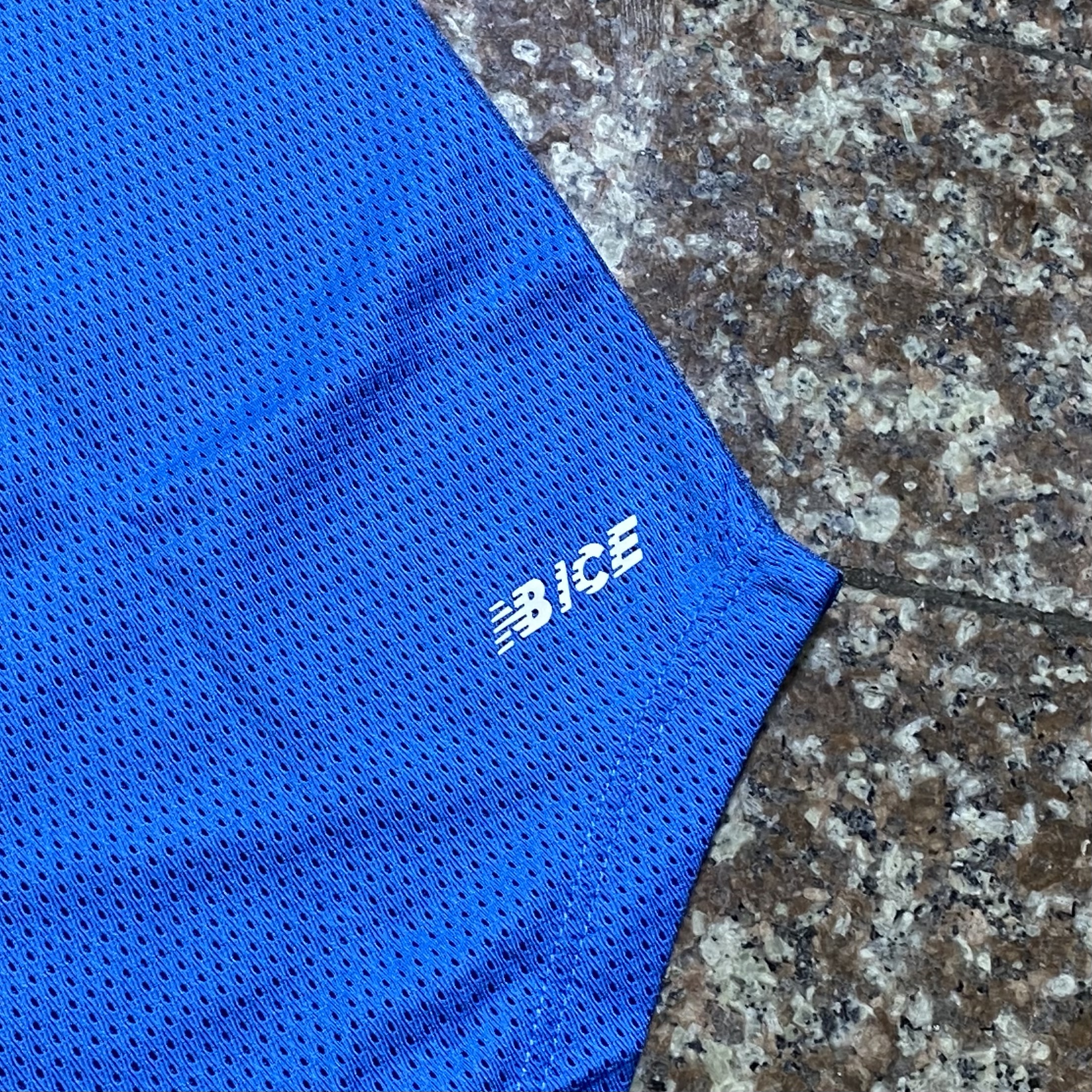 เสื้อวิ่ง New Balance Fast Fight Running Singlet (L)