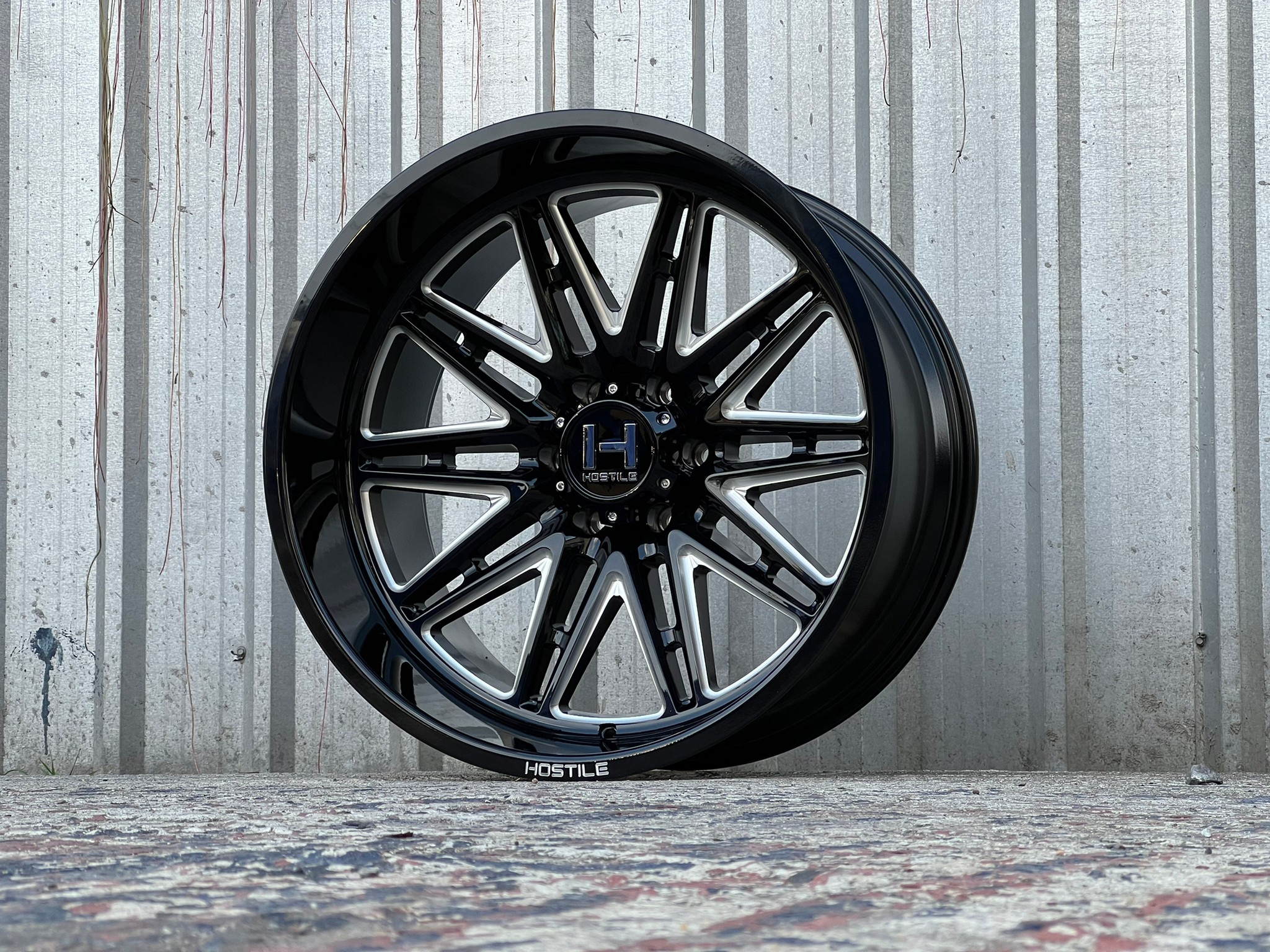 HOSTILE H126 ขอบ22 ล้อแท้ HOSTILE ต้อง STEP9 เท่านั้น