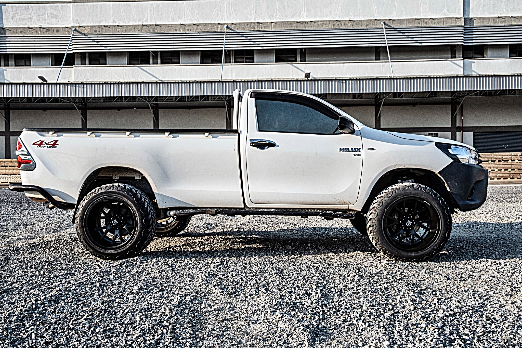 REVO หัวเดียว จองคิวจากแพร่ ทำทรงเมกาที่ STEP9