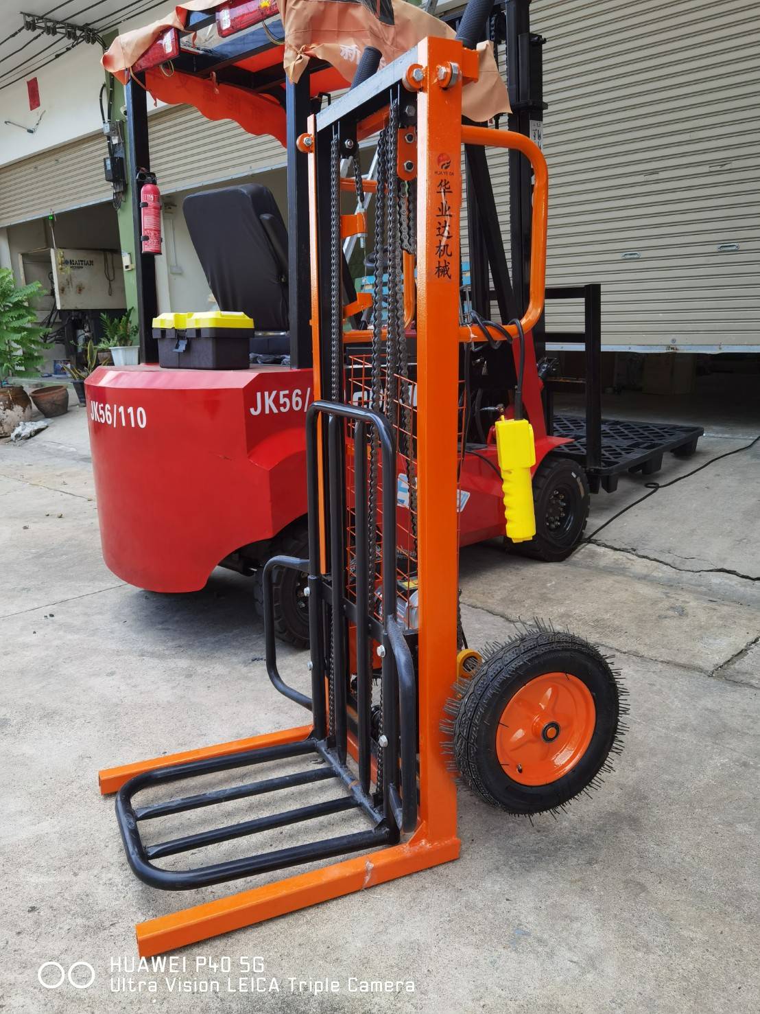 🌈รถเข็นยกของไฟฟ้า เข็นง่ายสะดวก ยกของได้สูงถึง 200 กิโลกรัม ปรับขึ้นลงด้วยระบบไฟฟ้า 1800w Electric Stacker DD1