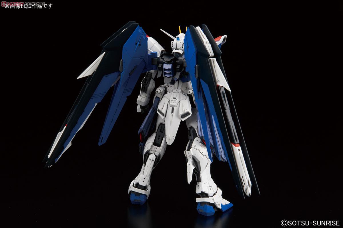 MG 1/100 FREEDOM GUNDAM VER.2.0