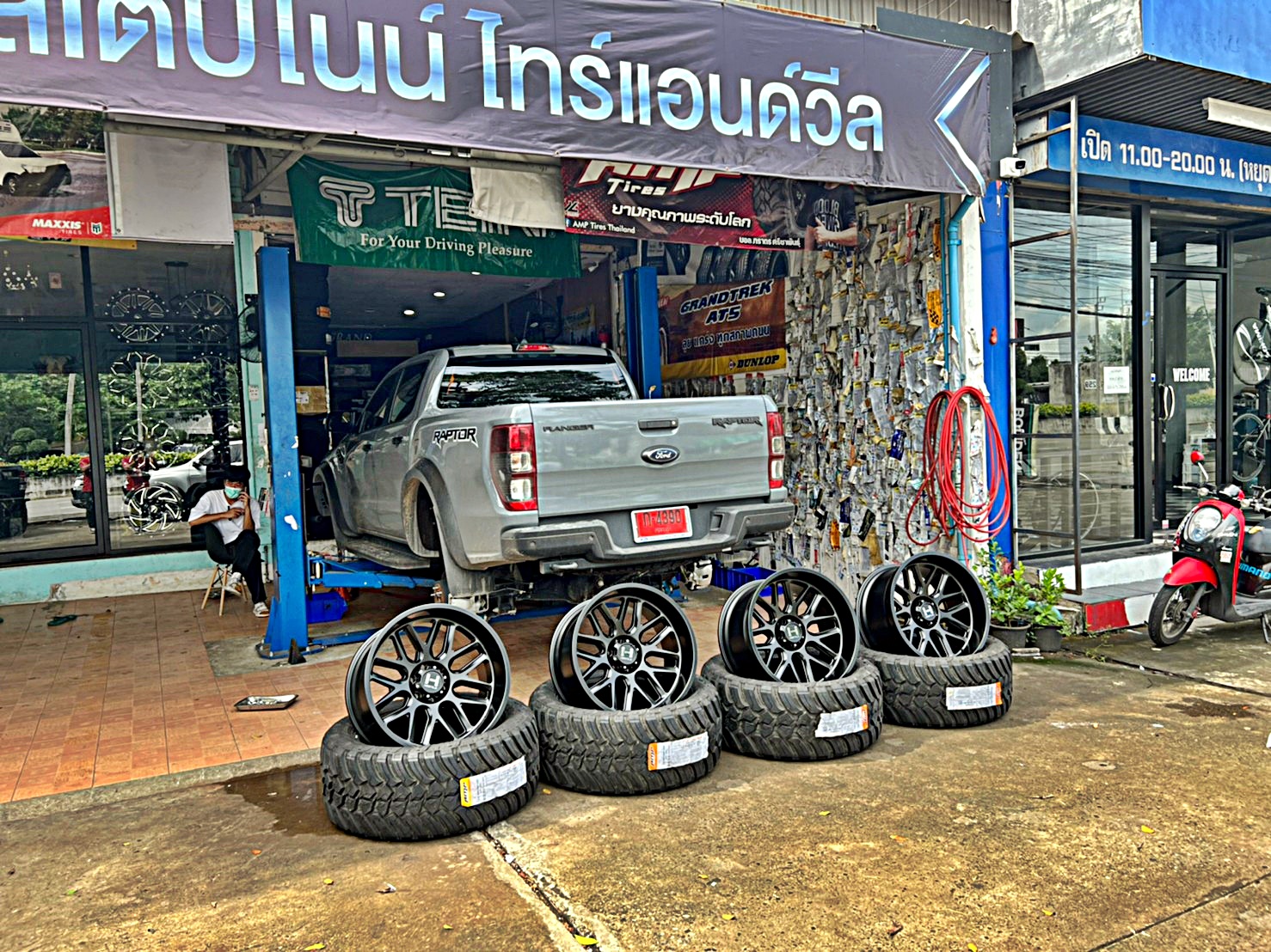 FORS RAPTOR ทรงเมกา ล้อ HOSTILE H120