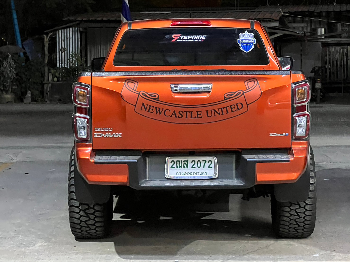 ISUZU D-MAX แต่งทรงเมกาที่ STEP9